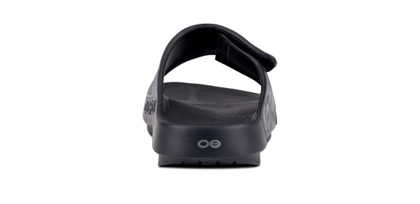 1550BLKCAMO_shot5_7d96e40a-8e03-49bd-9017-c54c7e4e7837.jpg