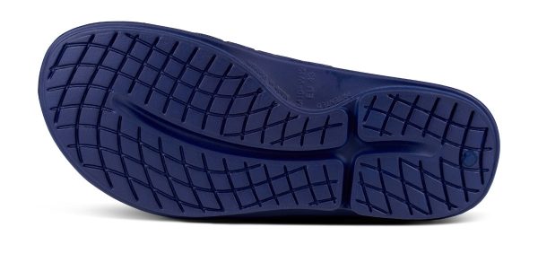 1550NAVY_shot7_1.jpg