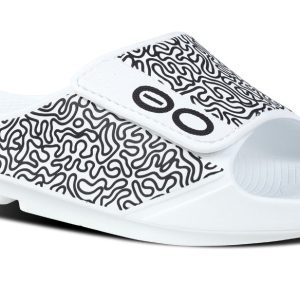 Women's OOahh Sport Flex Sandal - White Labyrinth (SALE)