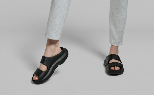 1700_black_1-1.png