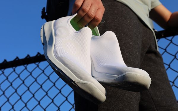 OOmgSport_White_Mens2.jpg