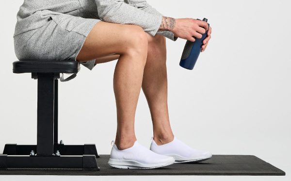 OOmgSport_White_Mens3.jpg